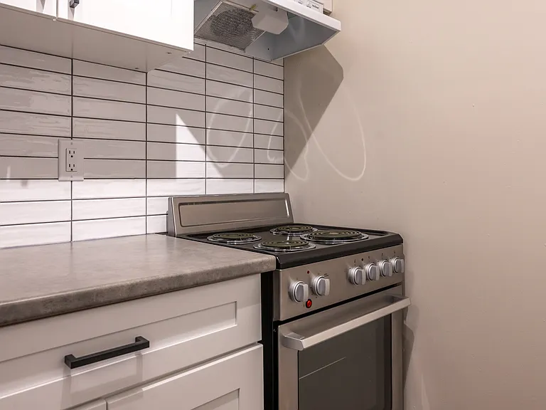 973 Forestbrook Dr #106 — Photo 8