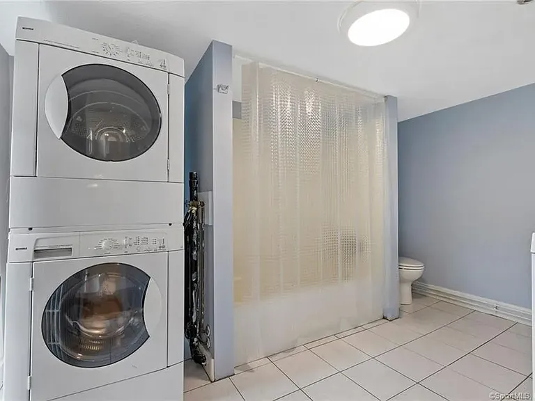 506 Main St #1-2 — Photo 3