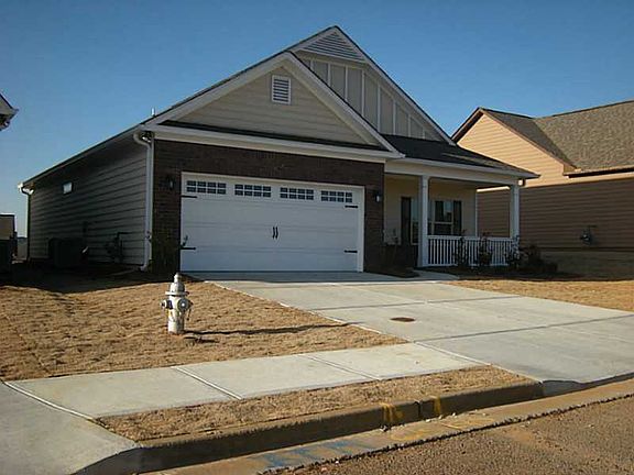 3rd image of 4841 Lost Creek Dr