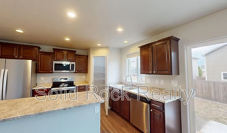 5323 Pabst Dr — Photo 3