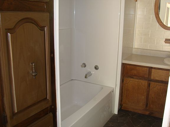 4th image of 7531 NW 168th Ln