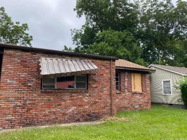 1 Neal Pl, North Little Rock, AR 72117