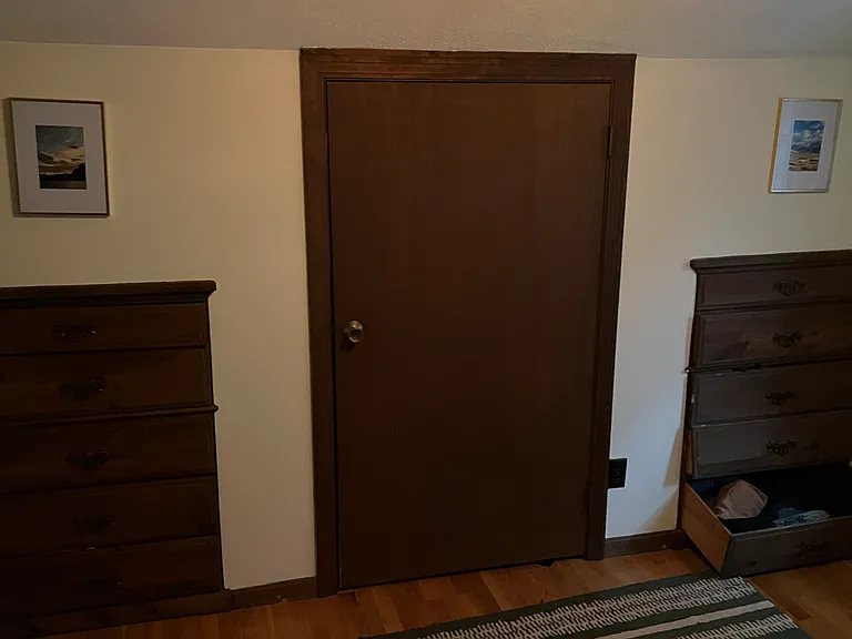 11 Watson St #WHOLE HOUSE — Photo 41