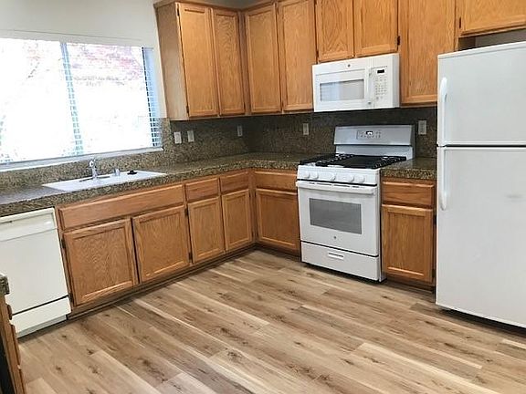 4th image of 1270 Cayetano Dr