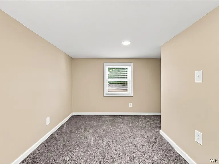 533 Euclid Ave — Photo 17