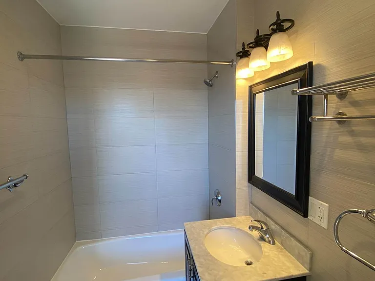3120 Corlear Ave #1002 — Photo 15