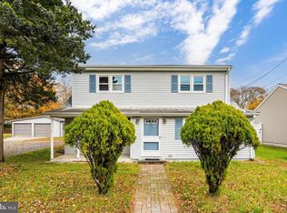 63 Illinois Ave, Waretown, NJ 08758