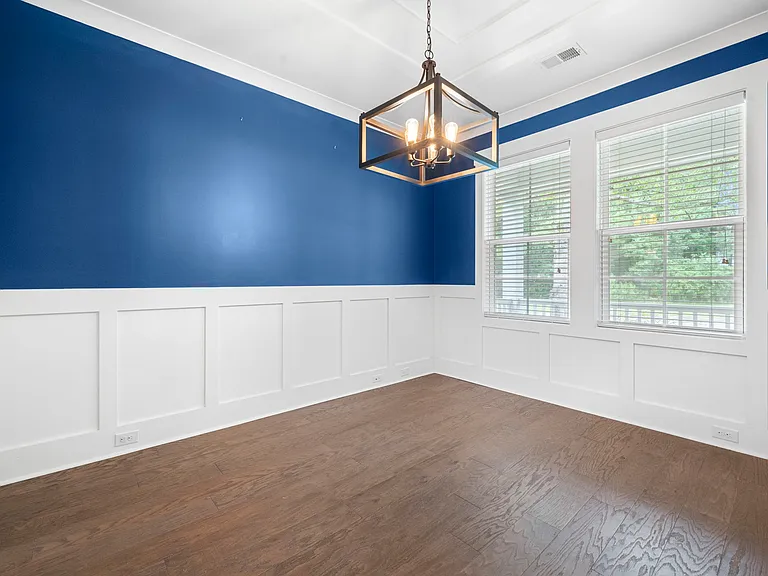 414 Hamlet Cir — Photo 8