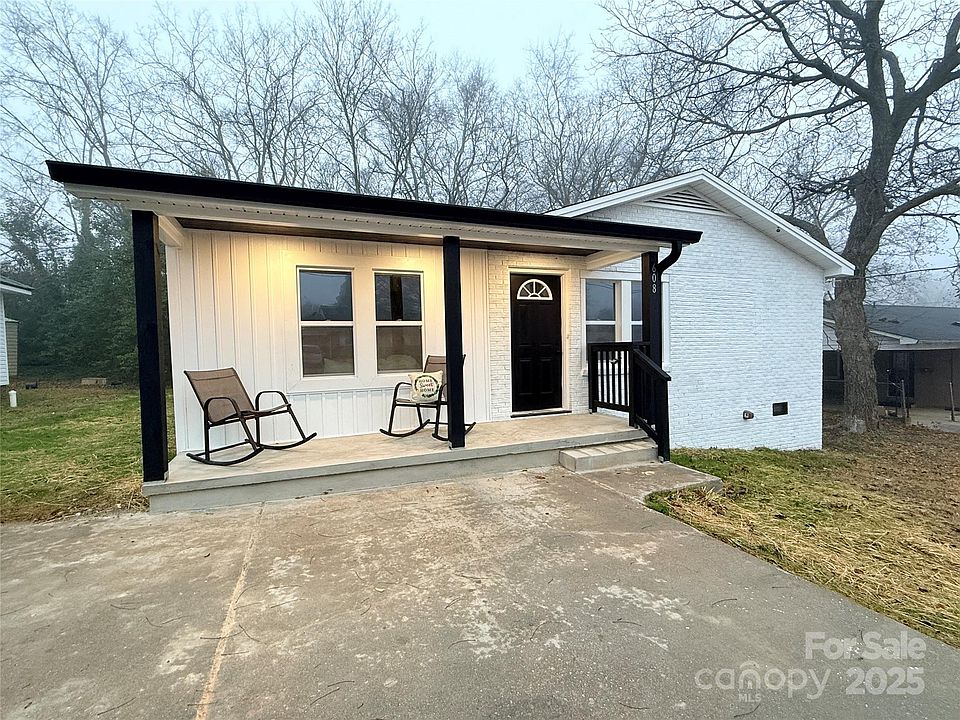 1st image of 608 Rock St