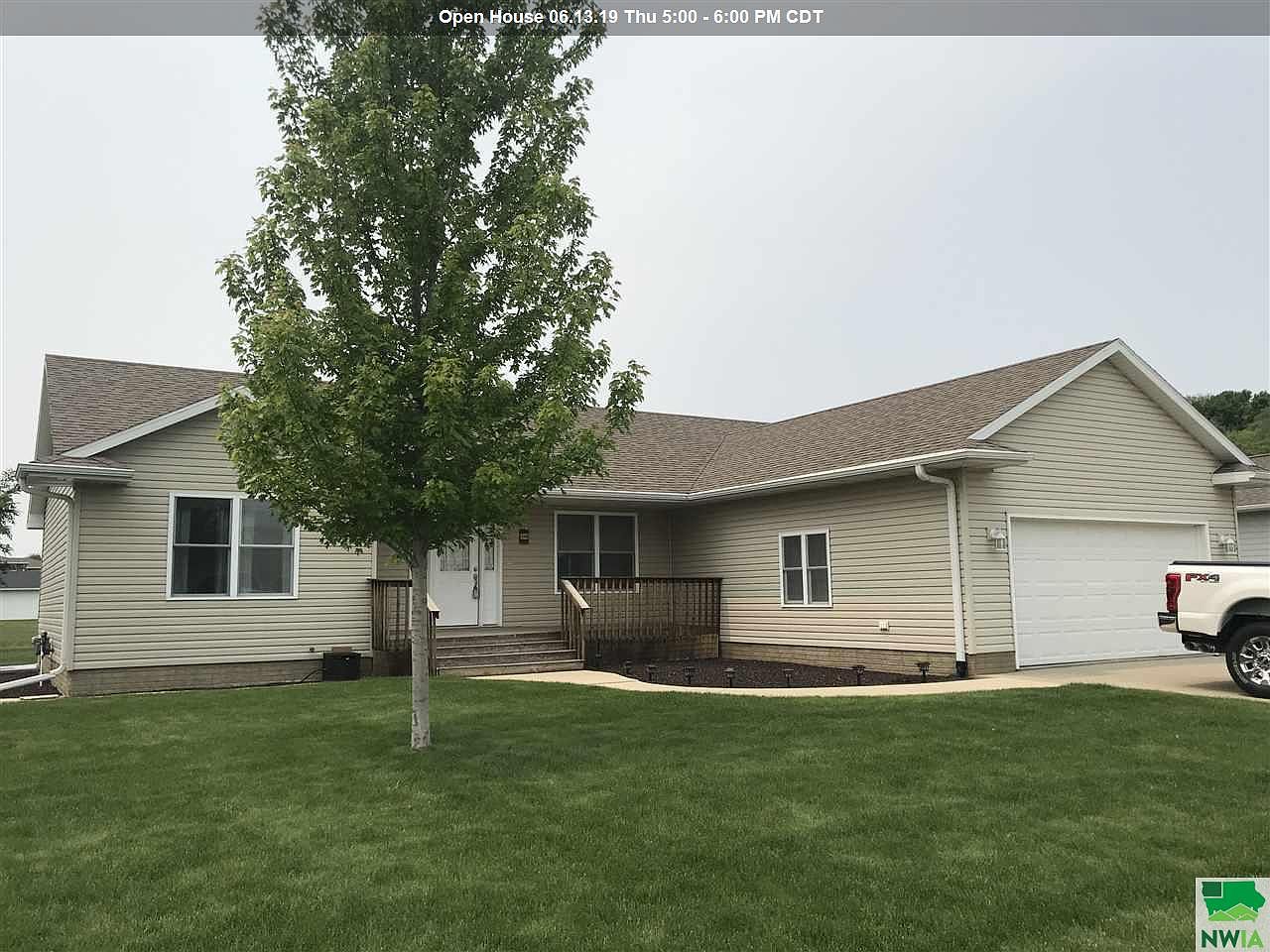 1591 Brandon Dr, Vermillion, SD 57069 Zillow