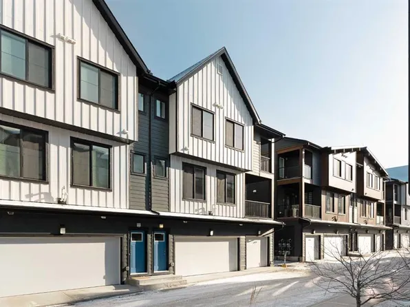 255 S Rowmont Blvd NW #304, Calgary, AB T3L 0H2