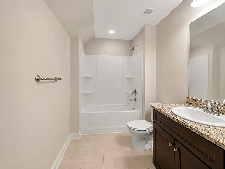 230 59th St S — Photo 23