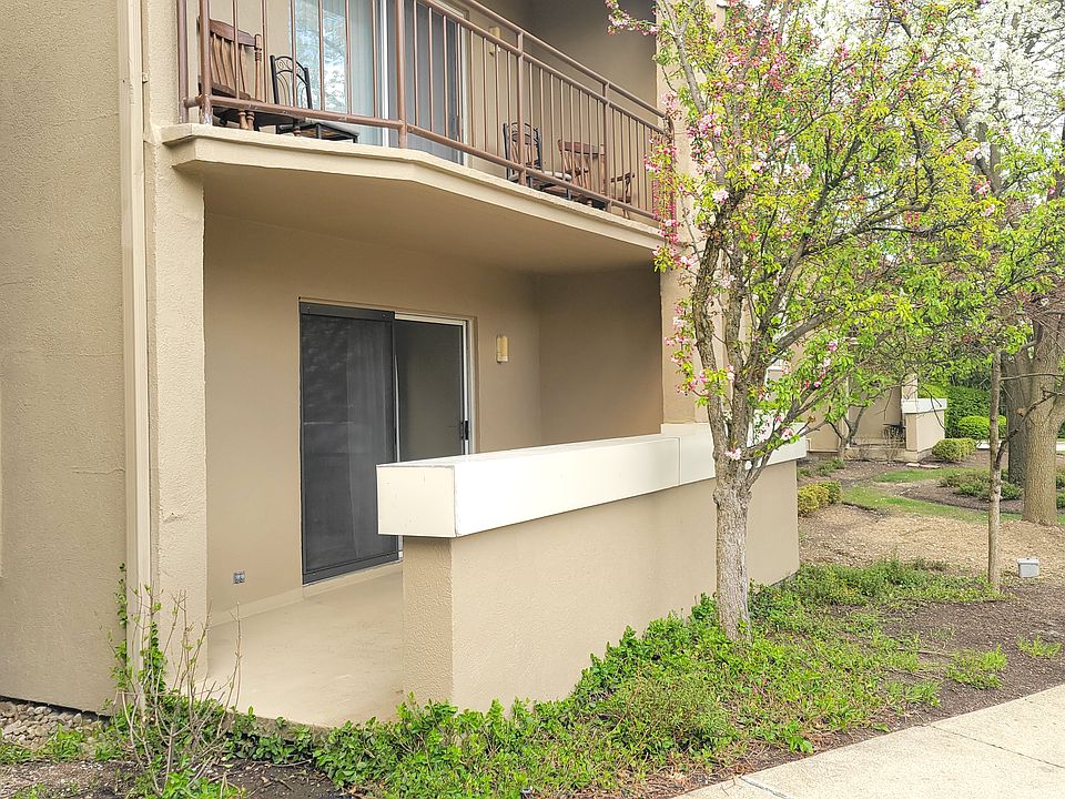 Patio with sliding door and screen.