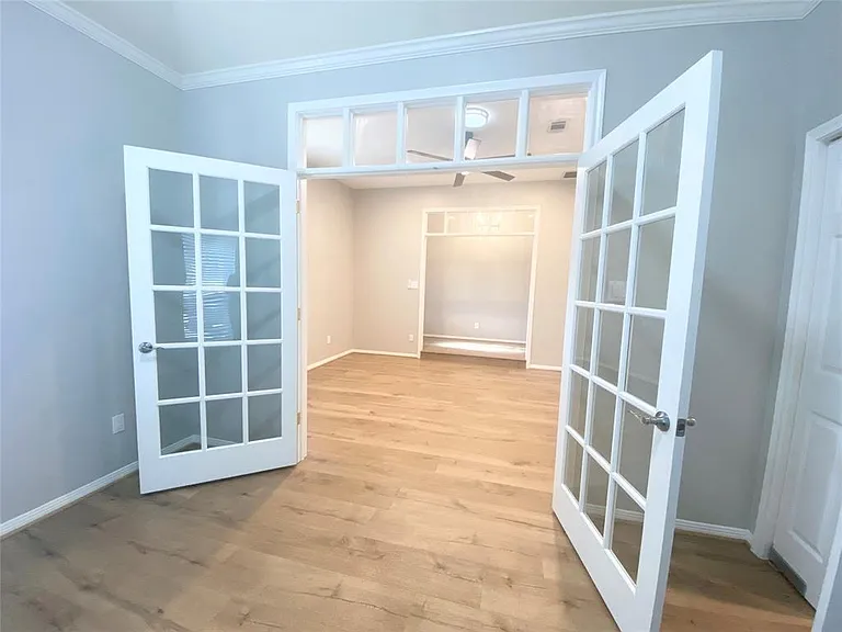 39 Silent Brook Pl — Photo 9