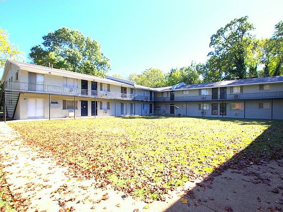 2nd image of 3803 Given Ave APT 24