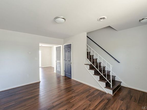 2nd image of 1511 Sunnyside Ave #A