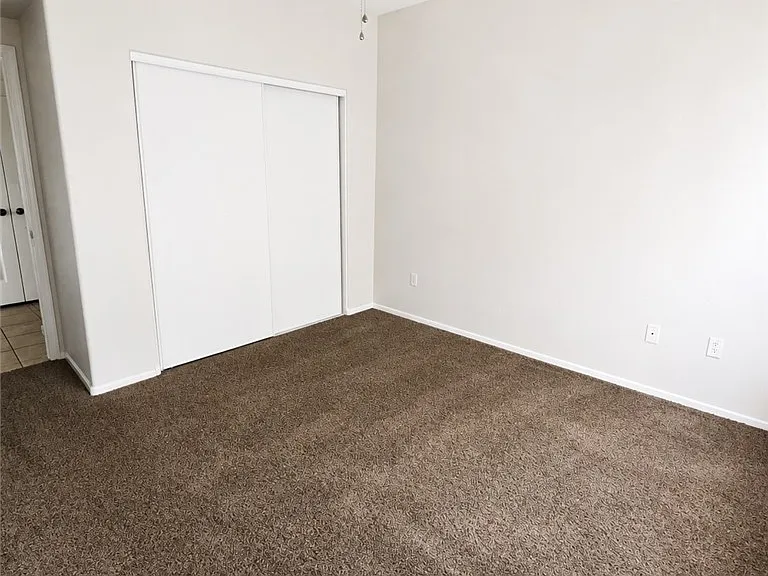 300 Pine Haven St #104 — Photo 19