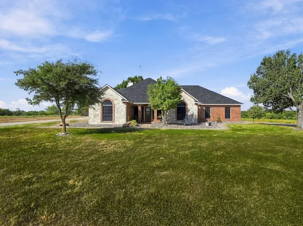 4218 Fm 66, Waxahachie, TX 75167