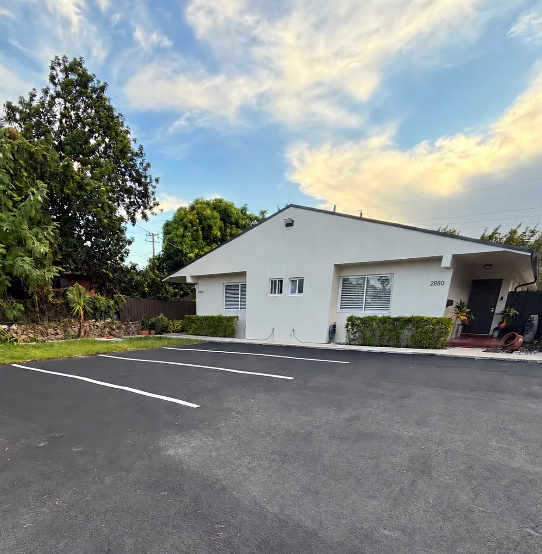 3 bed, $3,300 — Photo 1