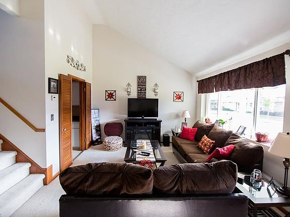 5th image of 25475 Country Club Blvd Unit 9