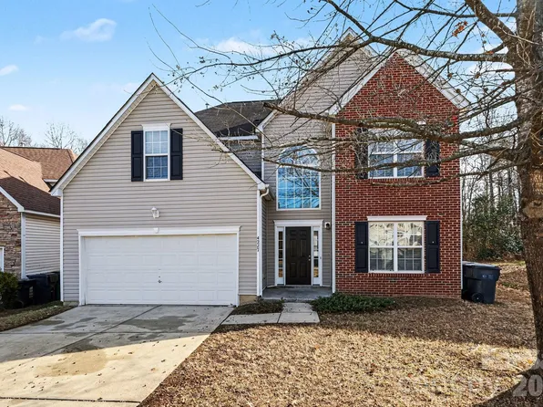 4227 Springhaven Dr, Charlotte, NC 28269