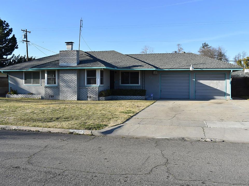 2nd image of 4831 E Amherst Ave