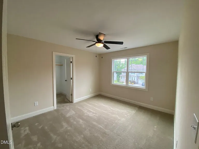 4016 Landover Peak Pl — Photo 16