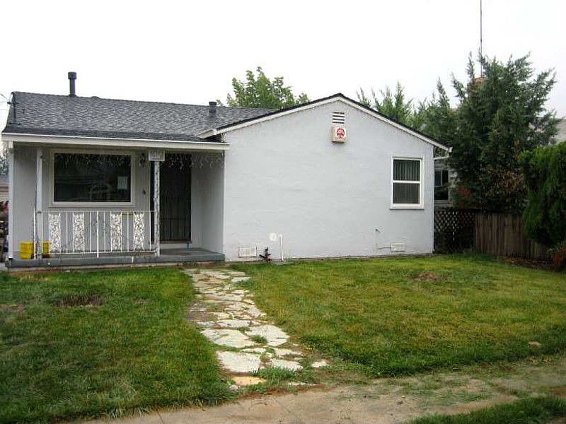 1st image of 169 Harriet Ave