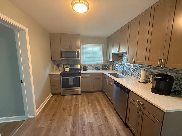 362 Marion Ct — Photo 9