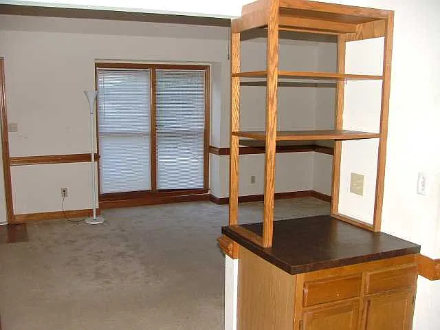 3 bed, 1275 sqft, $1,675 — Photo 3