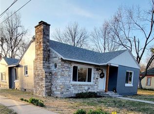 438 S Kentucky St, Iola, KS 66749