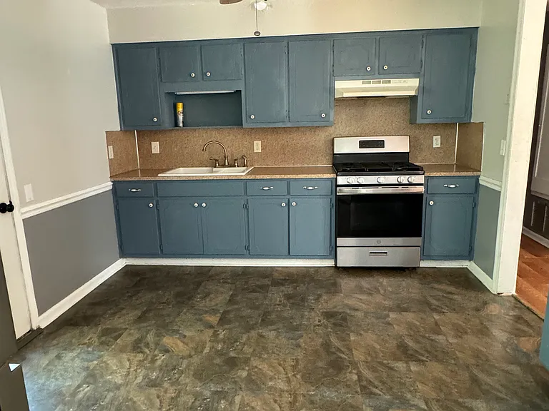 1119 Vesper Dr — Photo 3