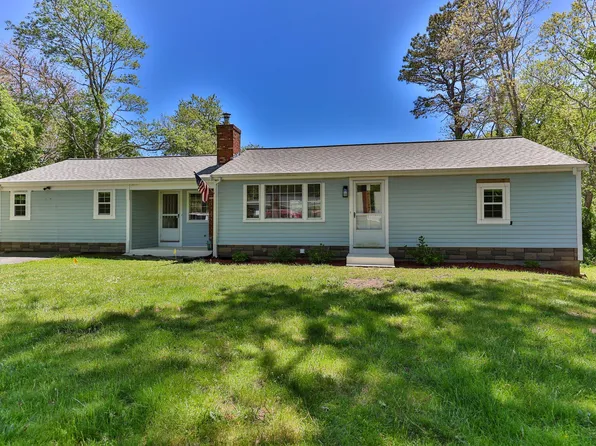 91 Sterling Road, Hyannis, MA 02601