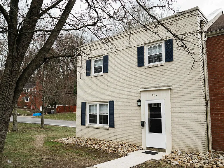 112 Hilands Pl — Photo 10