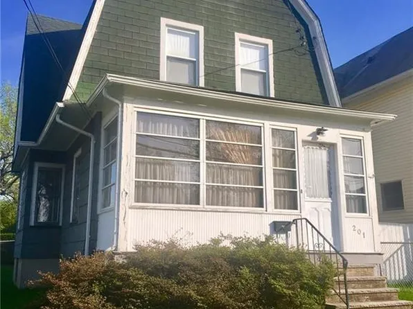 201 1st St, Dunellen, NJ 08812