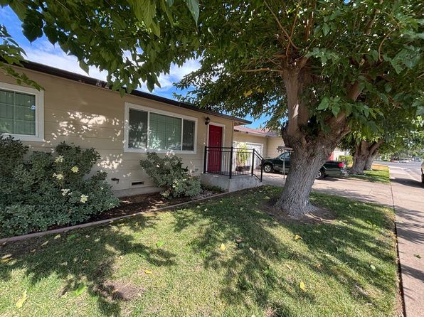 203 F St APT 15