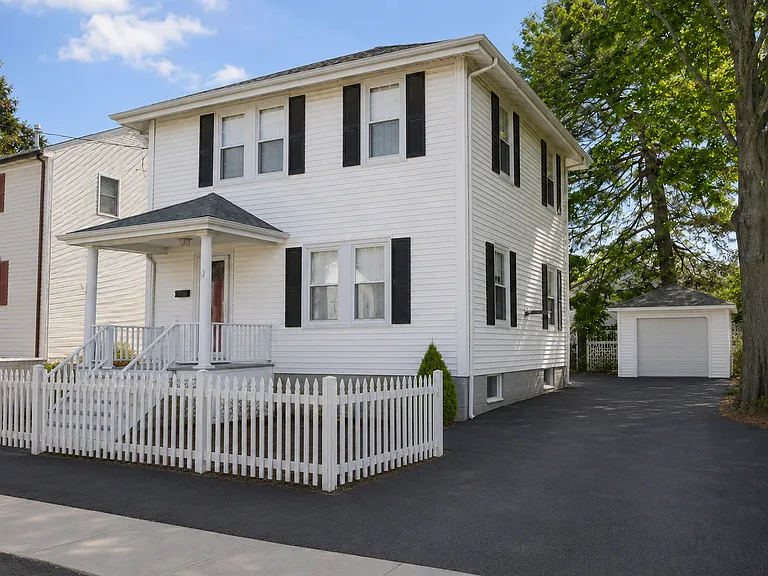 13 Boscobel St — Photo 1
