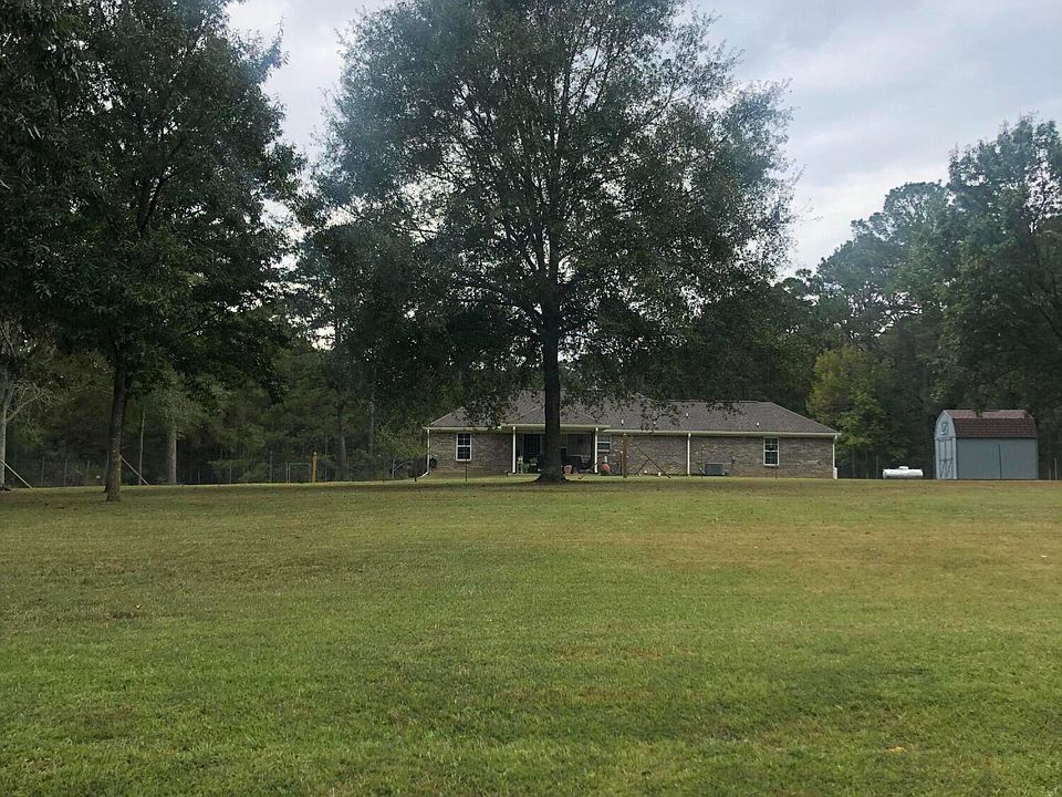 2nd image of 25 Dogwood Lake Rd