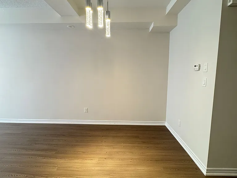 1 Eaton Park Ln #14 — Photo 6