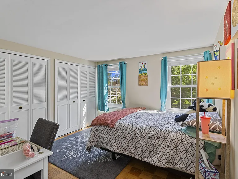 1435 Crofton Pkwy — Photo 27