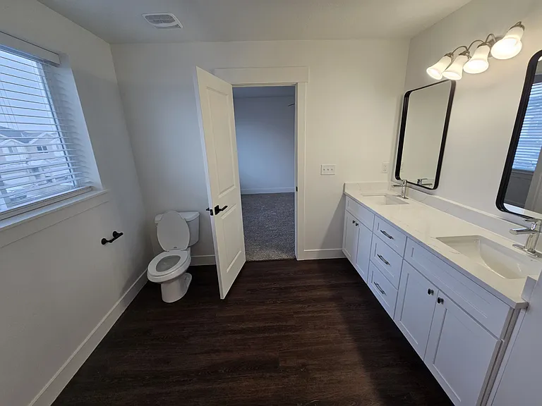 112 E 730 N #1 — Photo 9