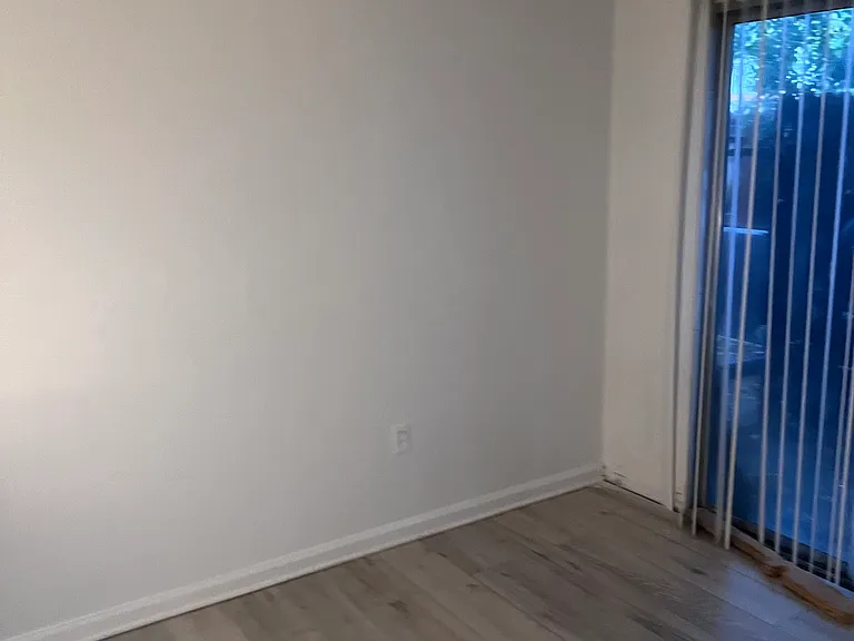 670 E Main St #668 — Photo 9