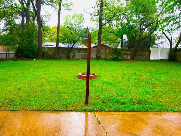 2816 McDonald Rd, Tyler, TX 75701