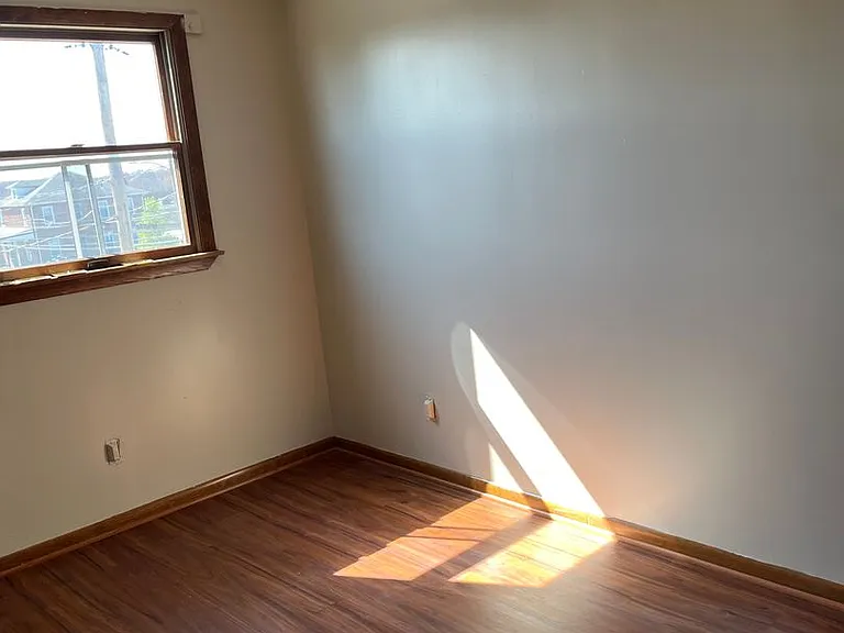 921 Russellton Rd — Photo 5