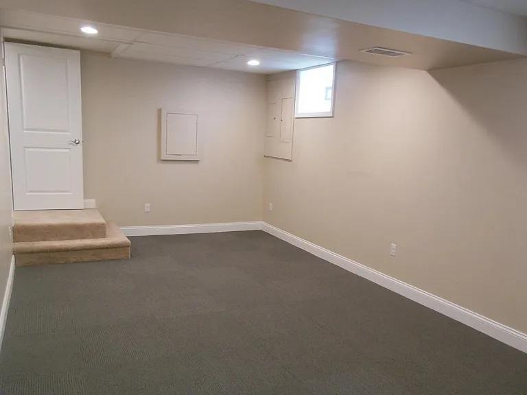 306 Eutaw St — Photo 15