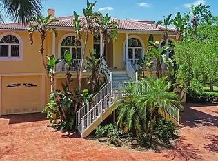 6818 Bayshore Rd, Palmetto, FL 34221
