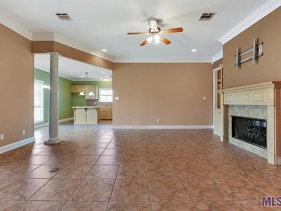 2nd image of 645 Melissa Ave