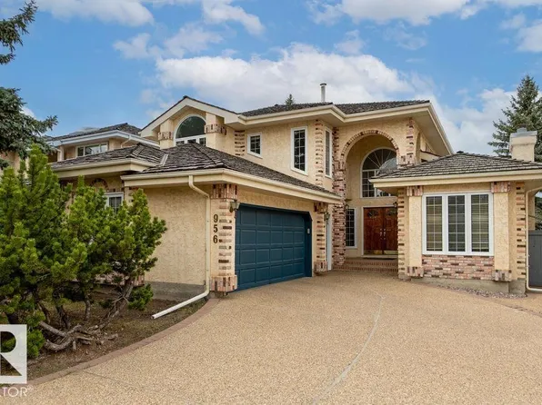 956 Ogilvie Blvd NW, Edmonton, AB T6R 1K8