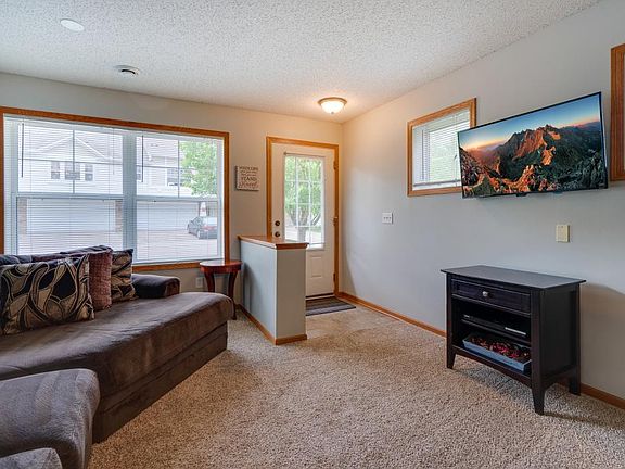 5th image of 10815 Kingsfield Ln