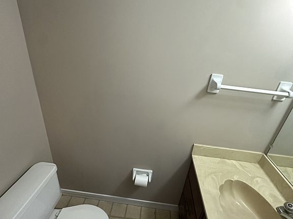 4th image of 6990 Wesley Ct